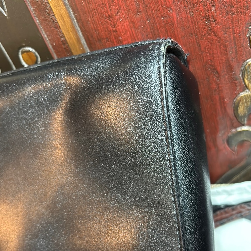 Brahmin Crossbody Bag Black Brown Tan Leather Gold Accents 8”Lx7”Hx1.5”D VGVC - Picture 16 of 17